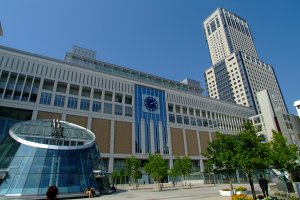 sapporo_station.jpg